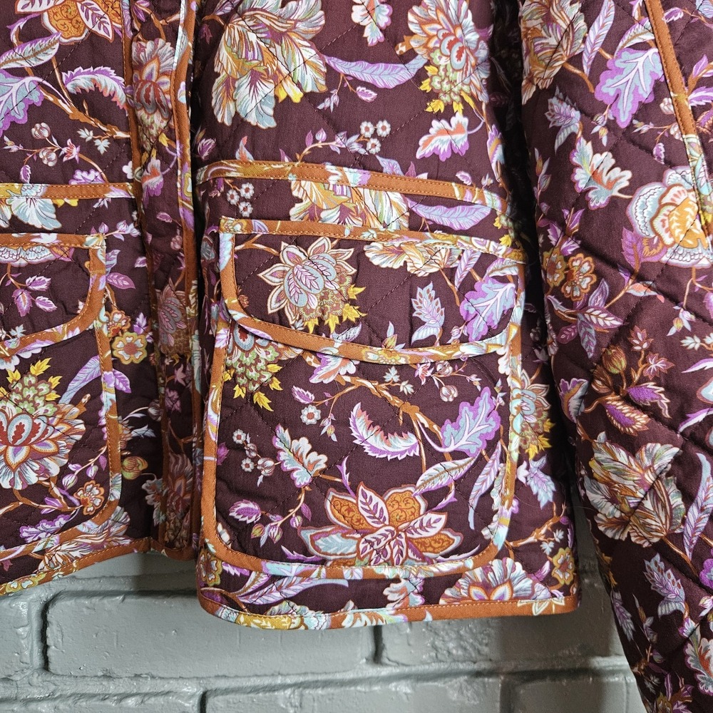 7 For All Mankind Women Cropped Quilted Floral Barn Jacket Chore Coat L Red NWT - Picture 3 of 16